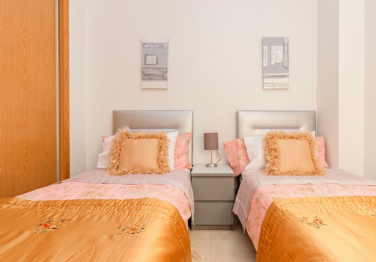 Residential Jardin Del Pintor - La Casa Amarilla Apartman Jacarilla Kültér fotó